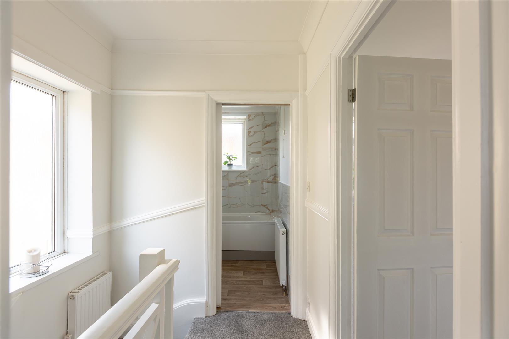 Cwmbach Road, Fforestfach, Swansea, SA5 5BN